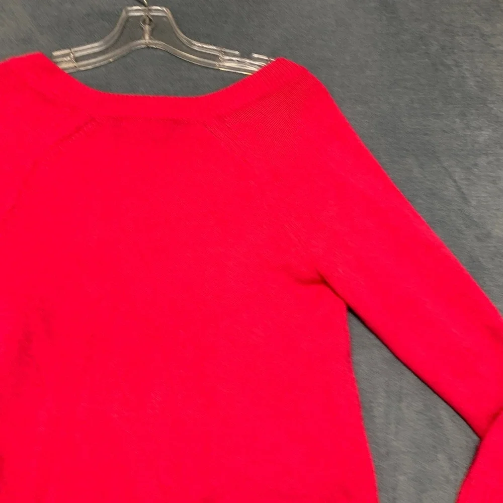 Banana Republic Sweater Womens XS Red V-Neck Ribbed Hem Long Sleeve Pullover
